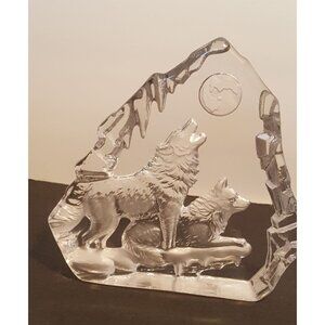 Crystal Etched Howling Wolves Sculpture Paperweight Clear 6.5 X 6.5